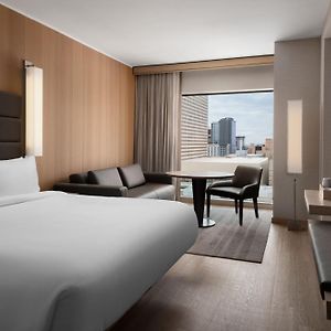 King Guest Room Sofa Bed City View
